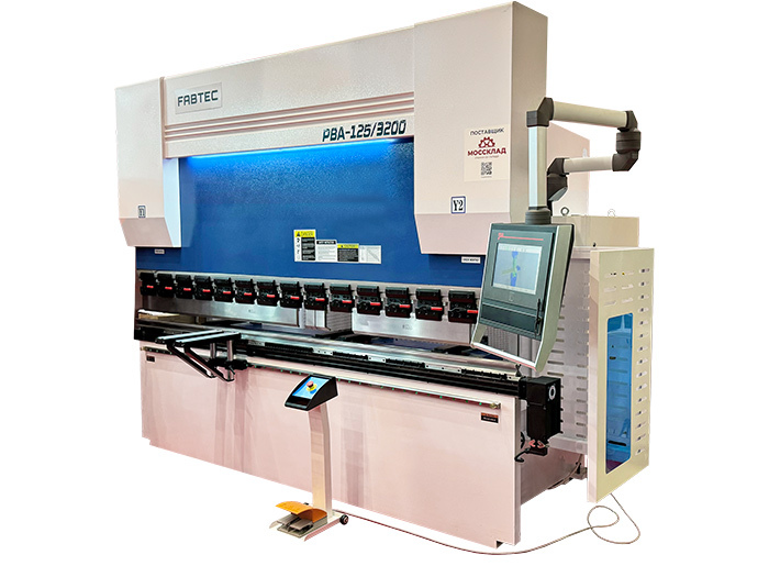 Вертикальный листогибочный пресс FABTEC CNC-PBA 125х3200 с контроллером ESA630, рис.1
