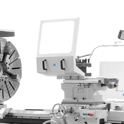 STALEX D1000/1500 
  Безопасность  
 Защитный экран станка делает работу оператора безопасной и не закрывает обзор во время работы  
