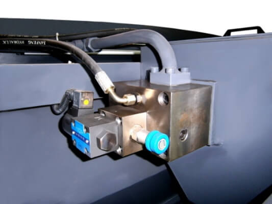 HCJ 3280 
 Гидравлическая система Bosch-Rexroth надежная и высокопроизводительная система 
